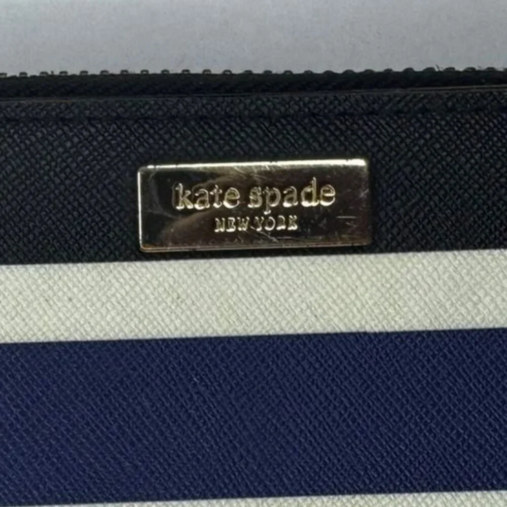 kate spade new york Women's Alvy Laurel Way Printed Cruisestrp Wristlet Wallet
